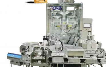 Кофе ұнтағына арналған автоматты үшбұрышты үлгідегі қапшық вакуумды орау машинасы