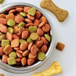 Үй жануарларына арналған азық-түлік дорбаларын буып-түюге арналған автоматты өндіріс желісі